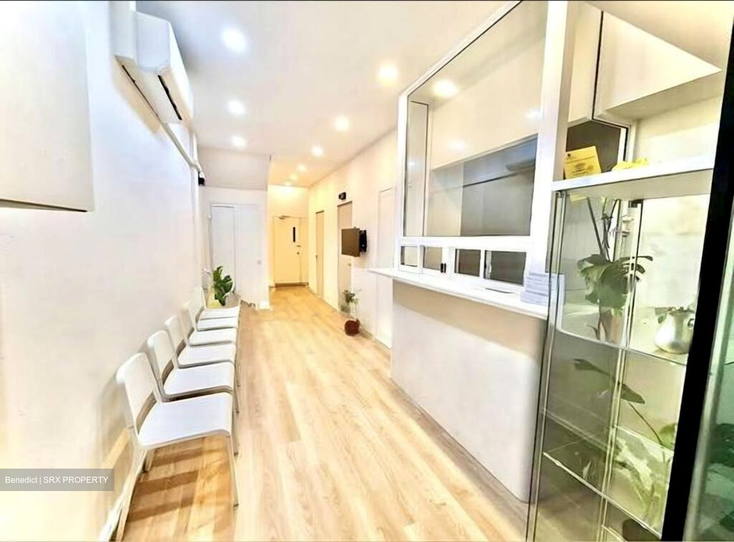 Ang Mo Kio Avenue 1 (D20), Retail #513631021